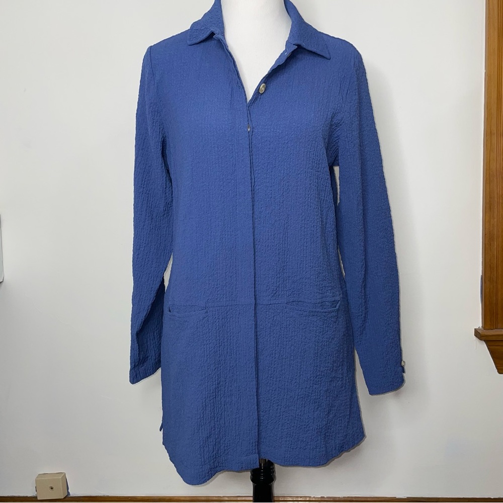 Norm Thompson Button Up Tunic Shirt Women's L Large Blue Textured Long Sleeves
